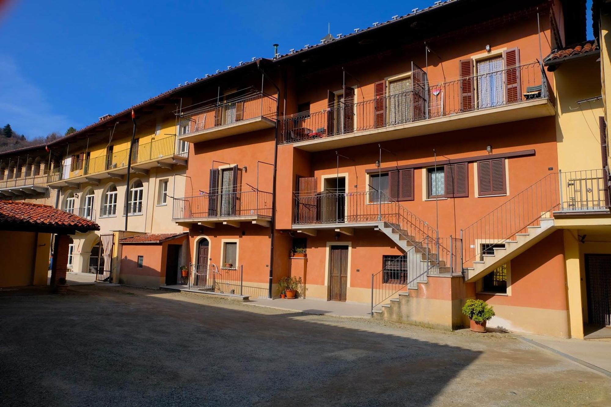 La Ghiacciaia Aparthotel Verzuolo Екстериор снимка